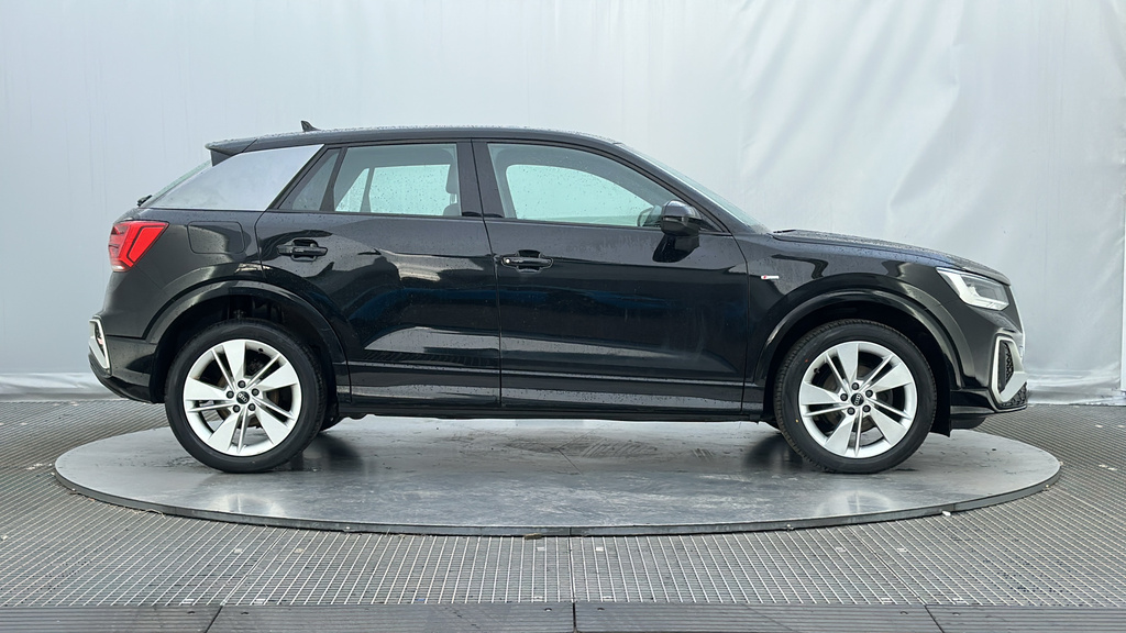 Audi Q2 1.5 Tfsi Cod 35 S Line Suv S Tronic Eur ND23MKZ Black #5