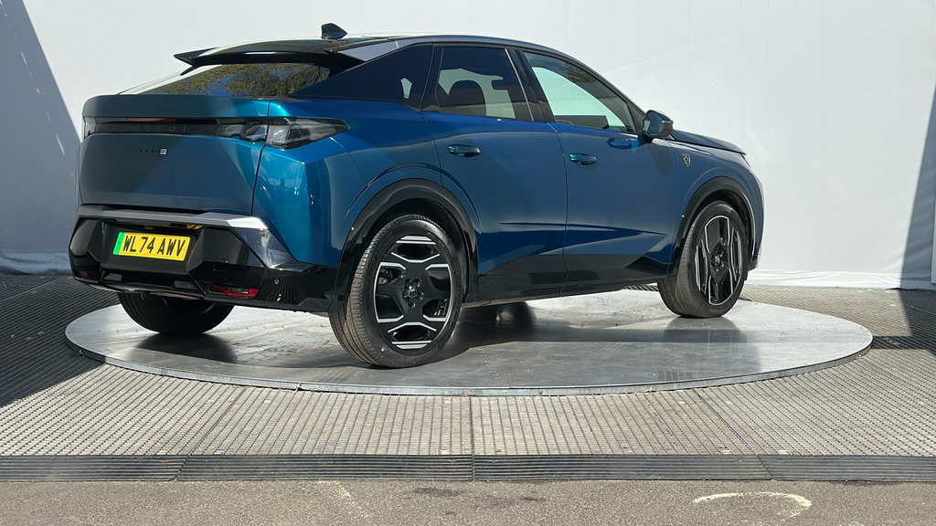Peugeot 3008 73Kwh Gt Suv 210 Ps WL74AWV Blue #6