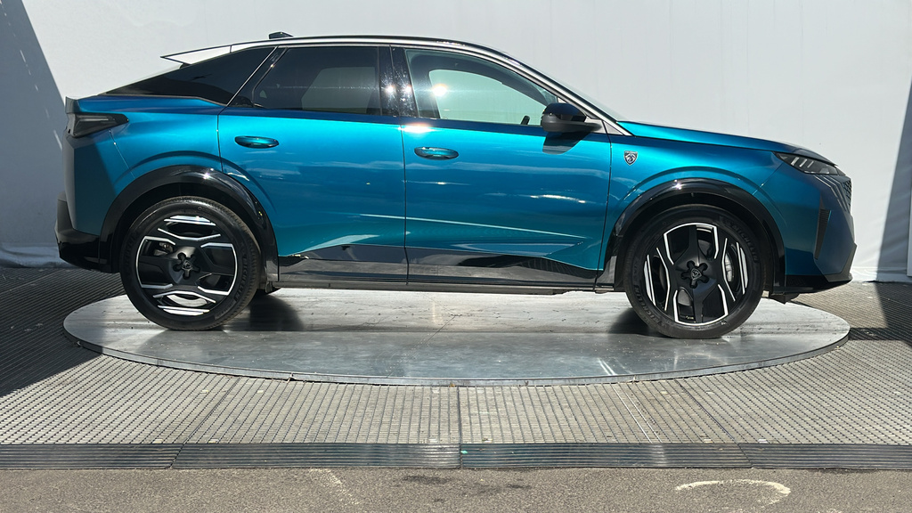 Peugeot 3008 73Kwh Gt Suv 210 Ps WL74AWV Blue #5