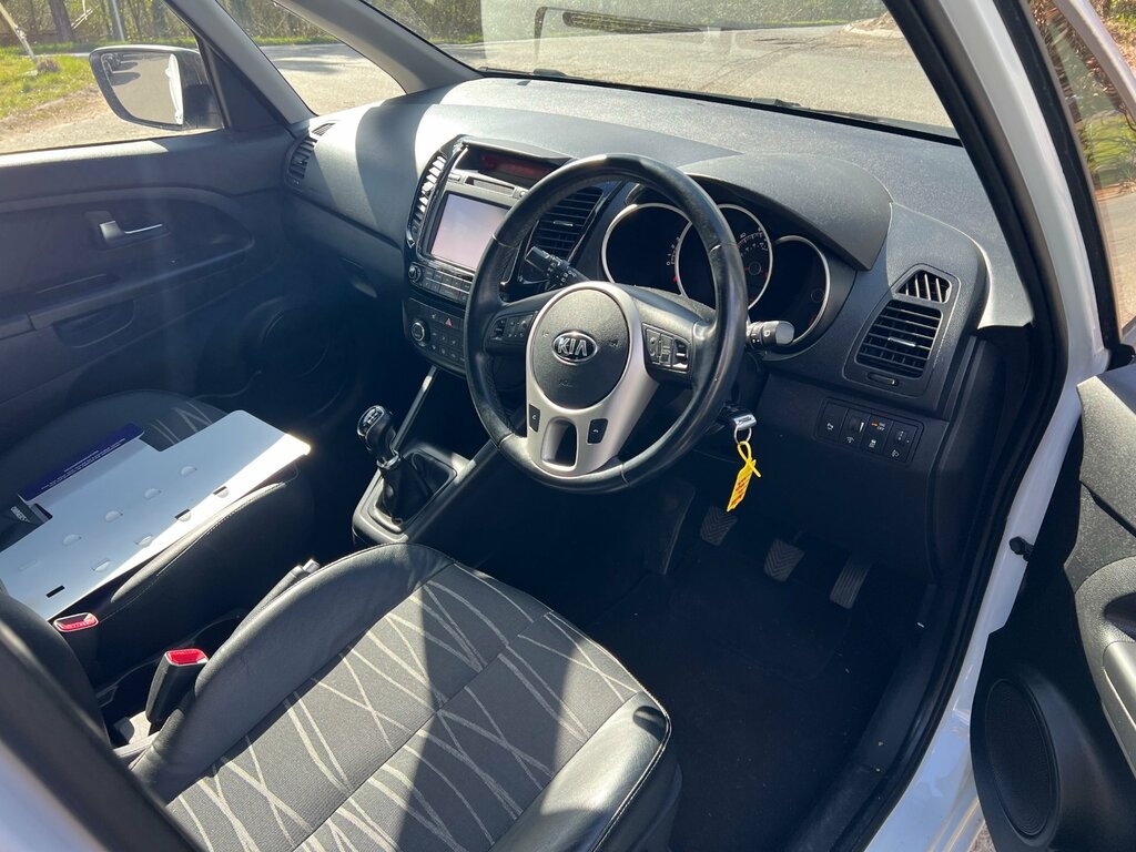 Kia Venga 1.6 Ecodynamics 3 Mpv Euro 5 S White #4