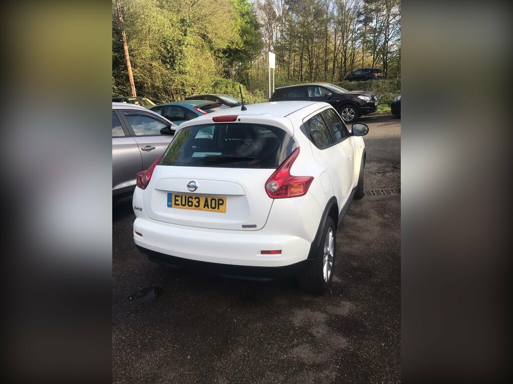 Nissan Juke 1.6 Acenta Suv Euro 5 Ss 117 EU63AOP White #3