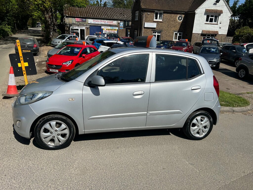 Hyundai I10 1.2 Active Hatchback Euro 5 85 Silver #3