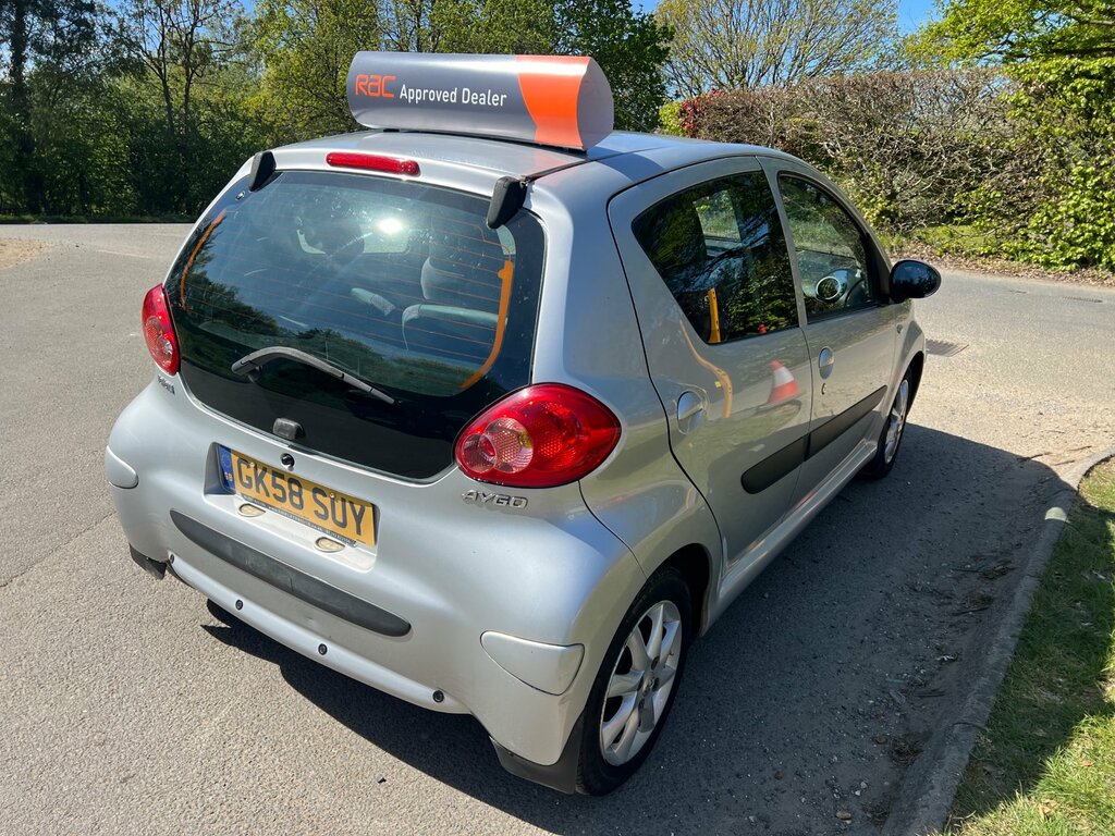 Toyota Aygo 1.0 Vvt-i Platinum Hatchback Eur Silver #5
