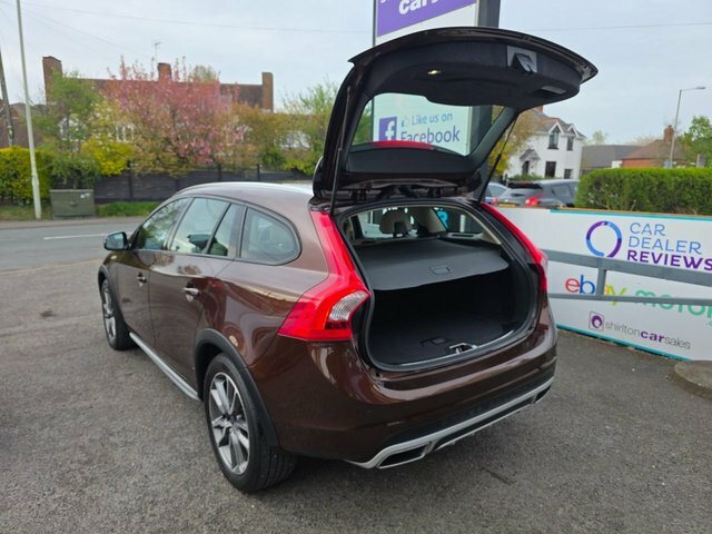 Volvo V60 Cross Country D4 Lux Nav Estate Brown #3