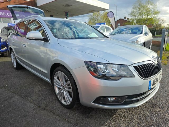 Skoda Superb Tdi Elegance Estate Silver #2