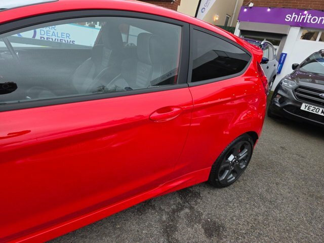 Ford Fiesta Ecoboost St-2 Hatchback SM17GCV Red #4