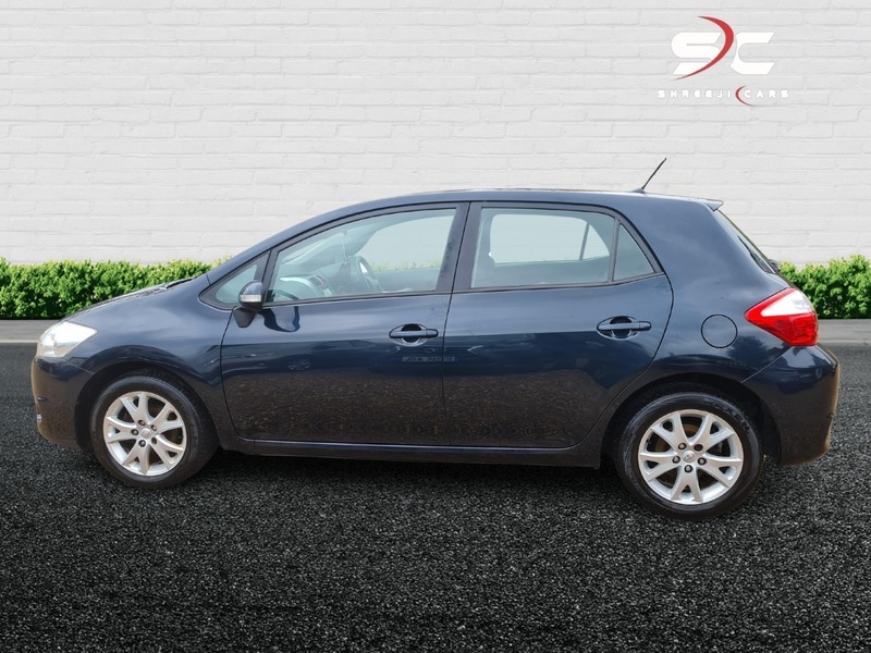 Toyota Auris Valvematic Colour Collection Grey #5