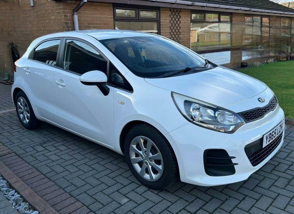 Kia RIO 1.25 1 Euro 6 White