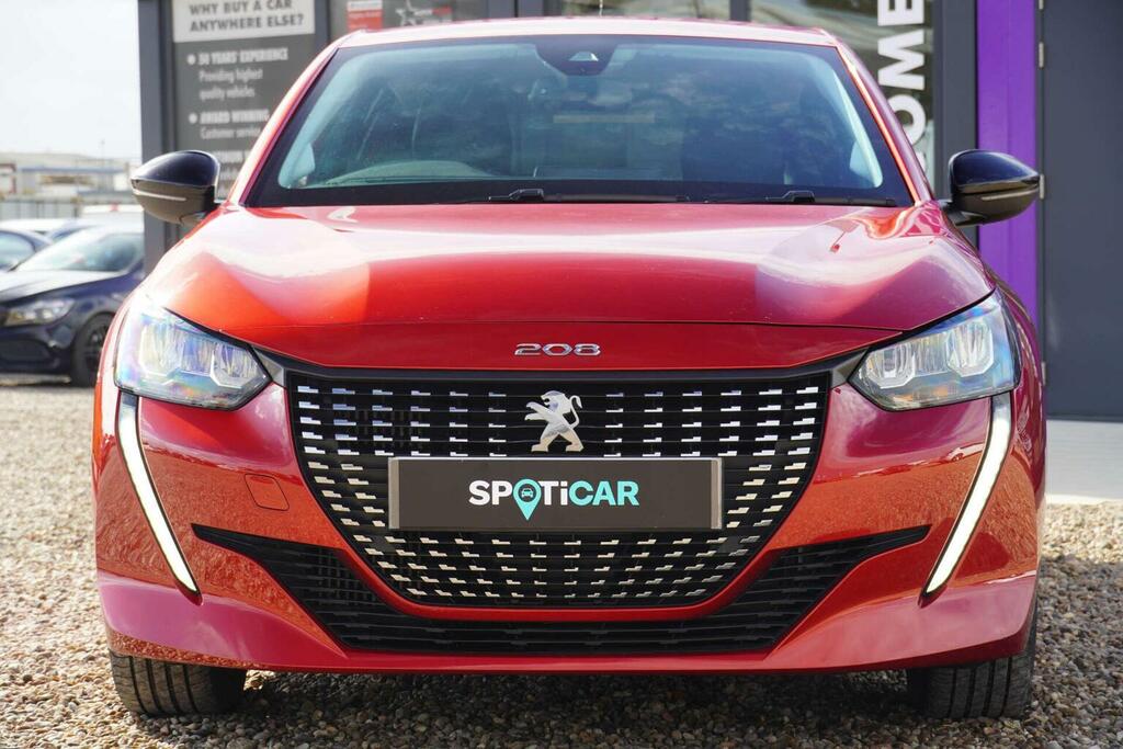 Peugeot 208 1.2 Puretech Allure Premium Euro 6 Ss MC73SXM Red #3