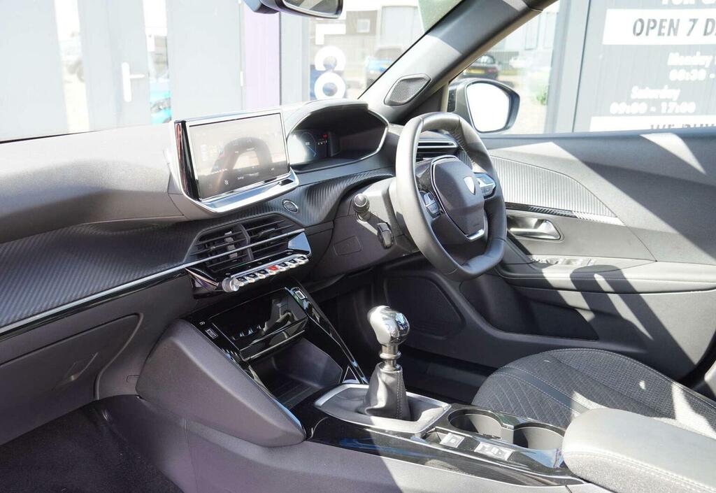 Peugeot 2008 1.2 Puretech Allure Euro 6 Ss WH74BPV Blue #2