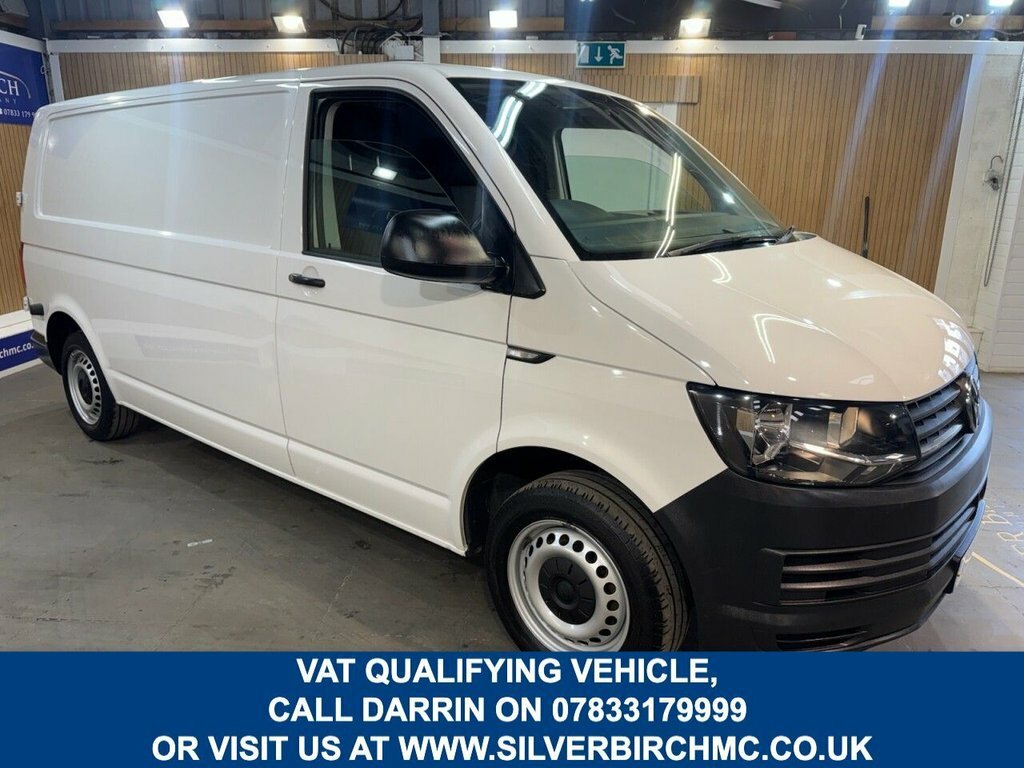 Volkswagen Transporter 2L Startline White
