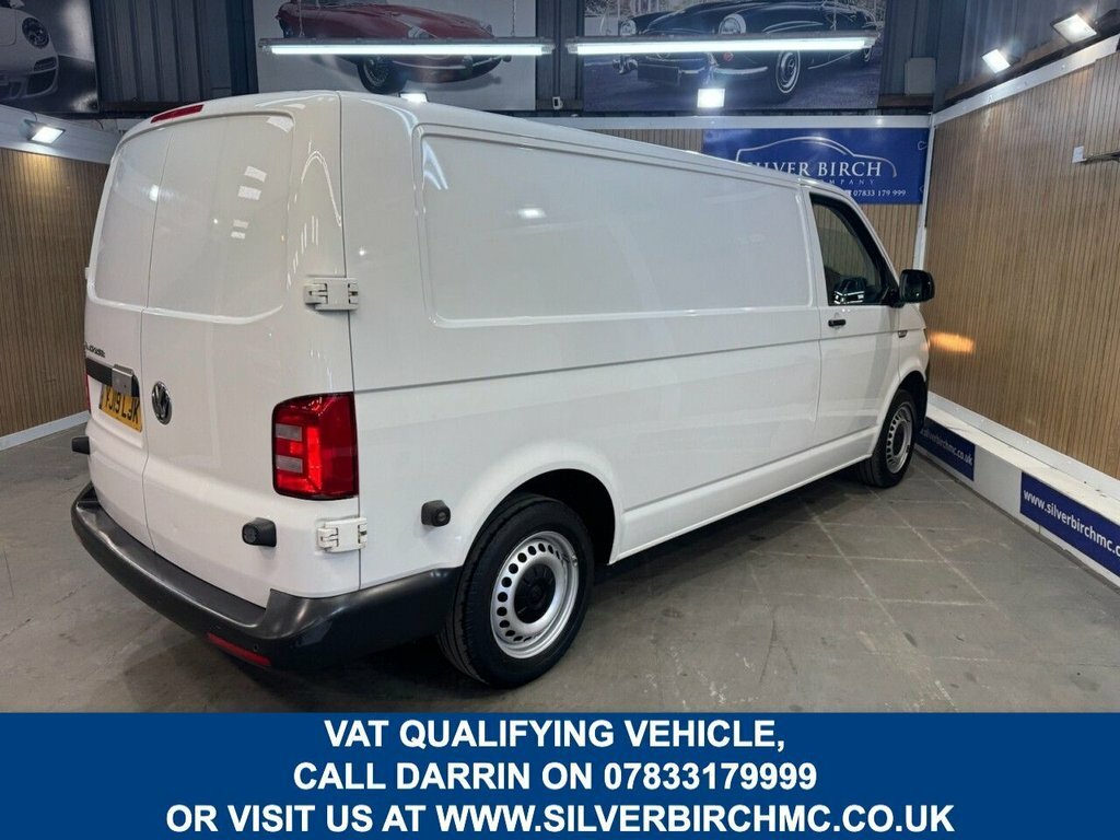 Volkswagen Transporter 2L Startline White #4