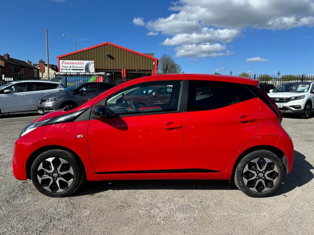 Toyota Aygo 1L X-trend SA69FZC Red #2