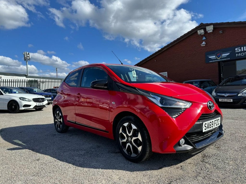 Toyota Aygo 1L X-trend Red