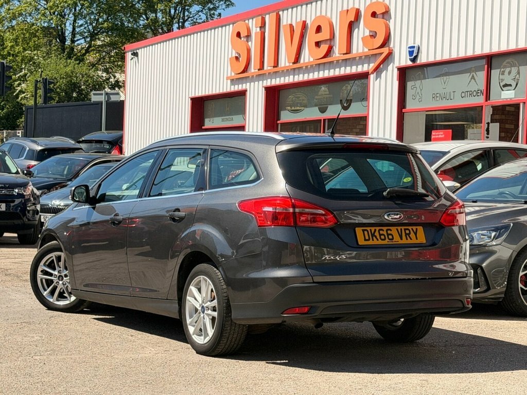 Ford Focus 1.5L Zetec DK66VRY Grey #2