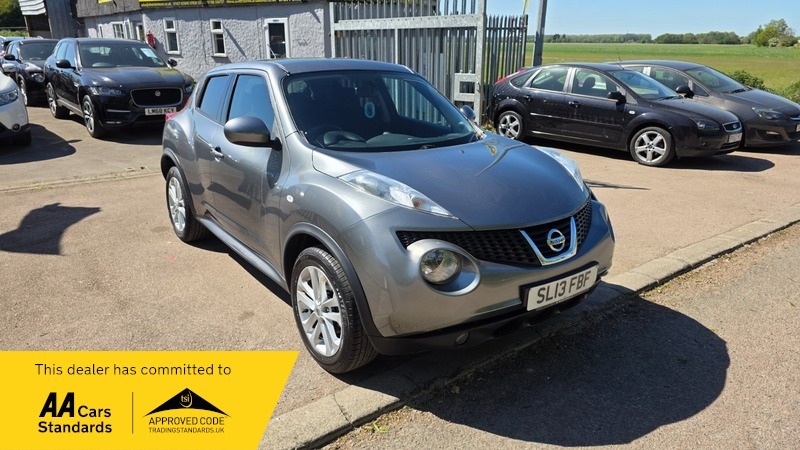 Nissan Juke Acenta Premium Grey