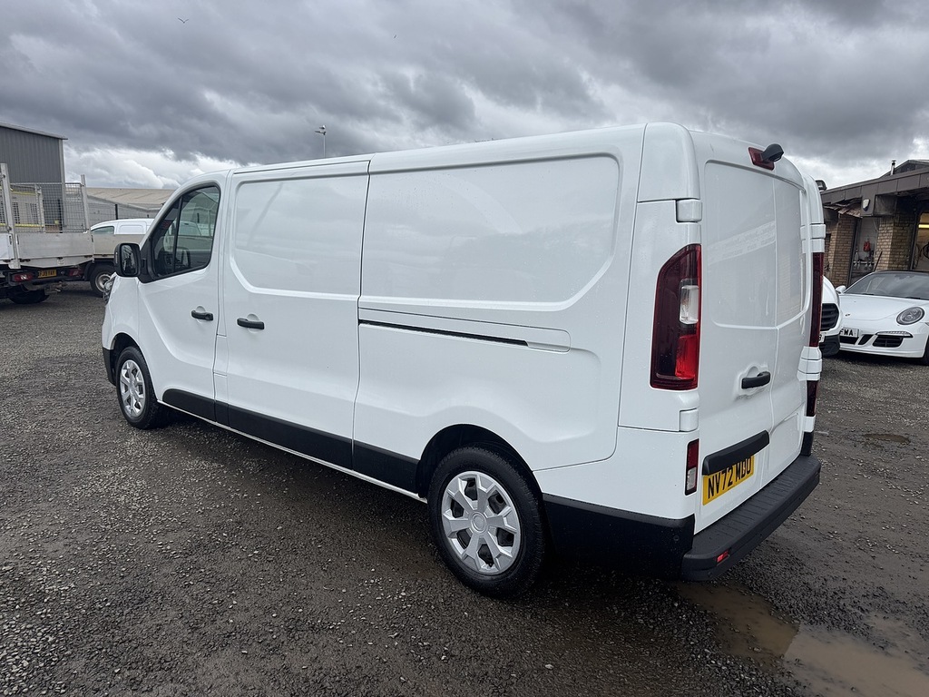 Renault Trafic Dci Blue Ll30 Business NV72MDO White #6