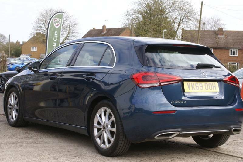 Mercedes-Benz A Class A200d Sport - 2019 69 VK69OOH Blue #4