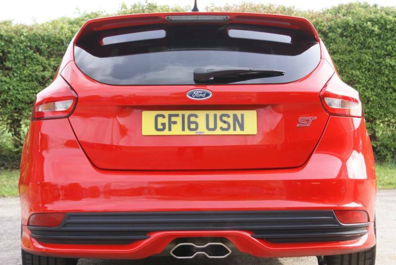 Ford Focus 2.0T Ecoboost St-2 - 2016 16 J3KBS Red #6