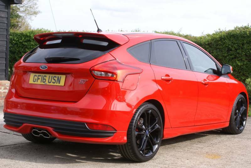 Ford Focus 2.0T Ecoboost St-2 - 2016 16 J3KBS Red #3