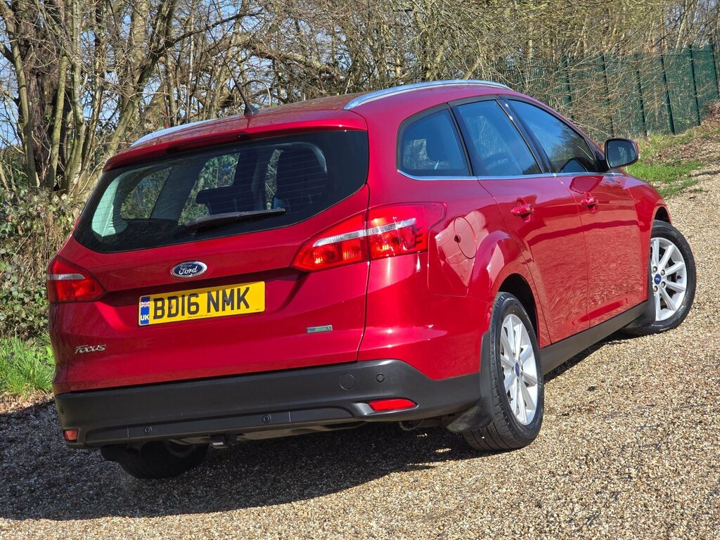 Ford Focus 1.0T Ecoboost Titanium Euro 6 Ss BD16NMK Red #4