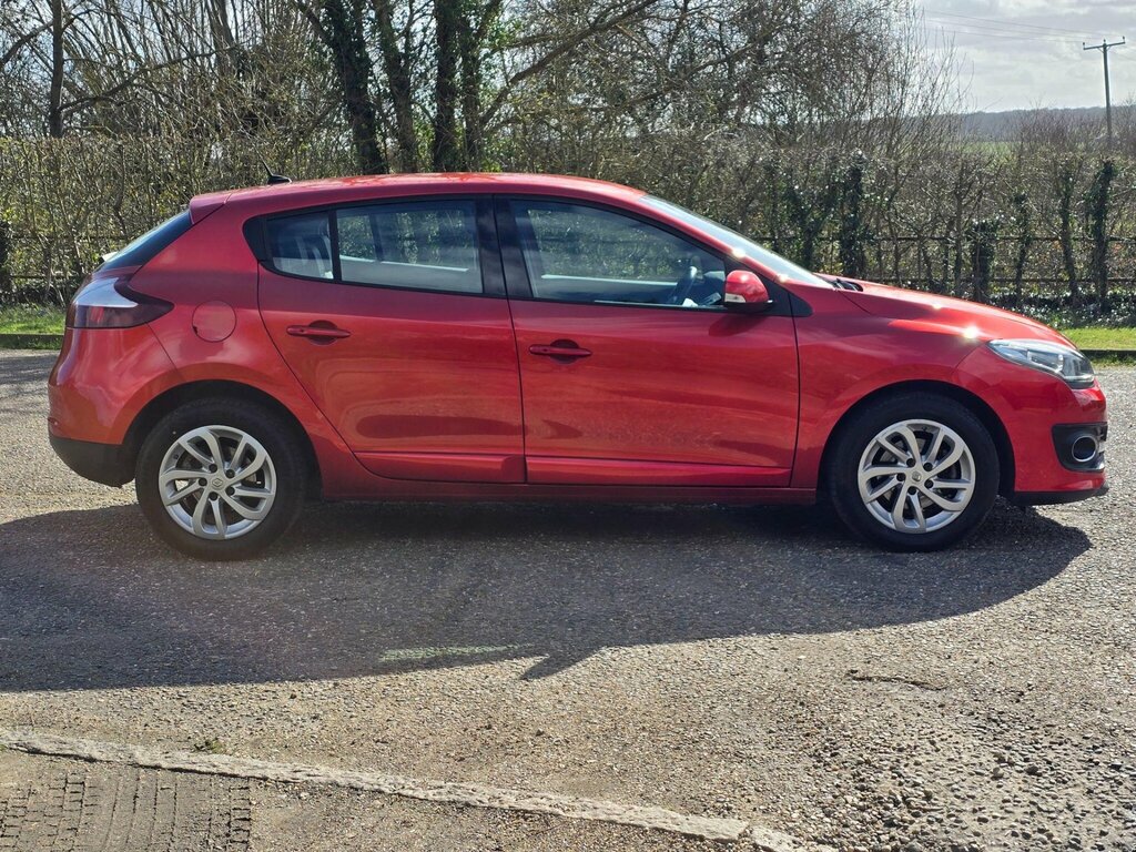 Renault Megane 1.5 Dci Dynamique Nav Euro 6 Ss Red #6