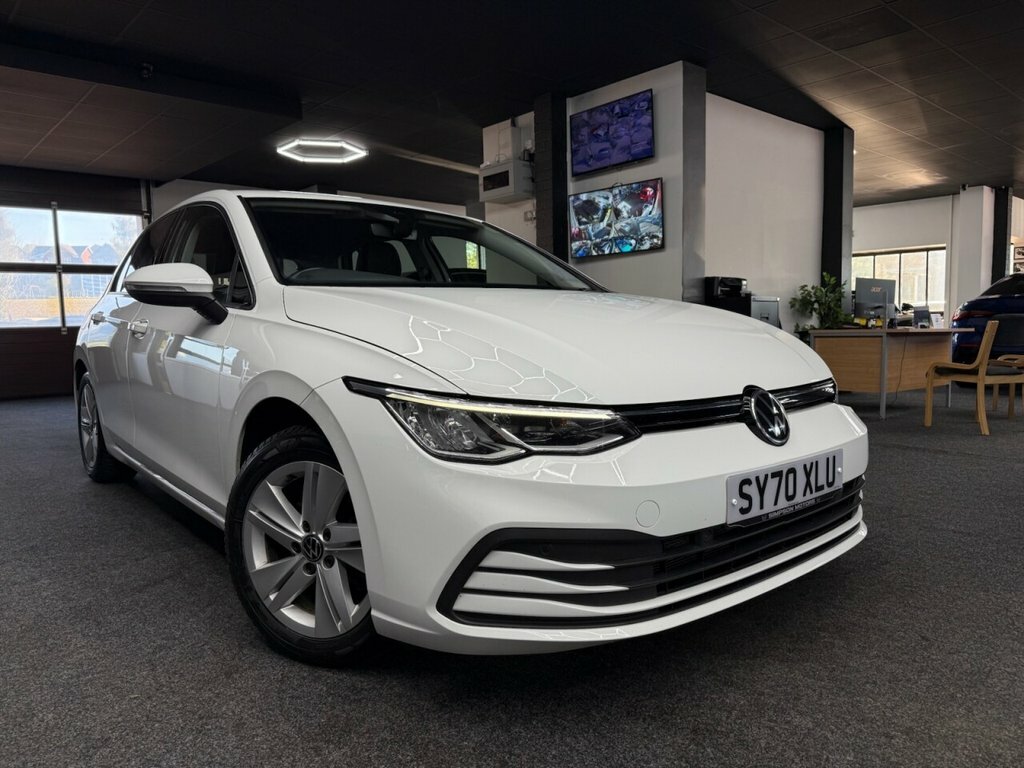 Volkswagen Golf 1.5L Life White