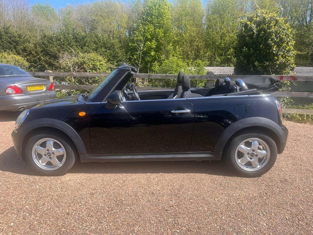 Mini Convertible Convertible 1.6 Cooper Euro 4 200909 WK09KKJ Black #4