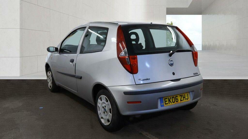 Fiat Punto 1.2 Active Blue #4