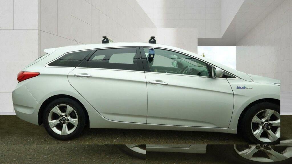 Hyundai I40 Estate 1.7 Crdi Blue Drive Style Euro 5 Ss Silver #6
