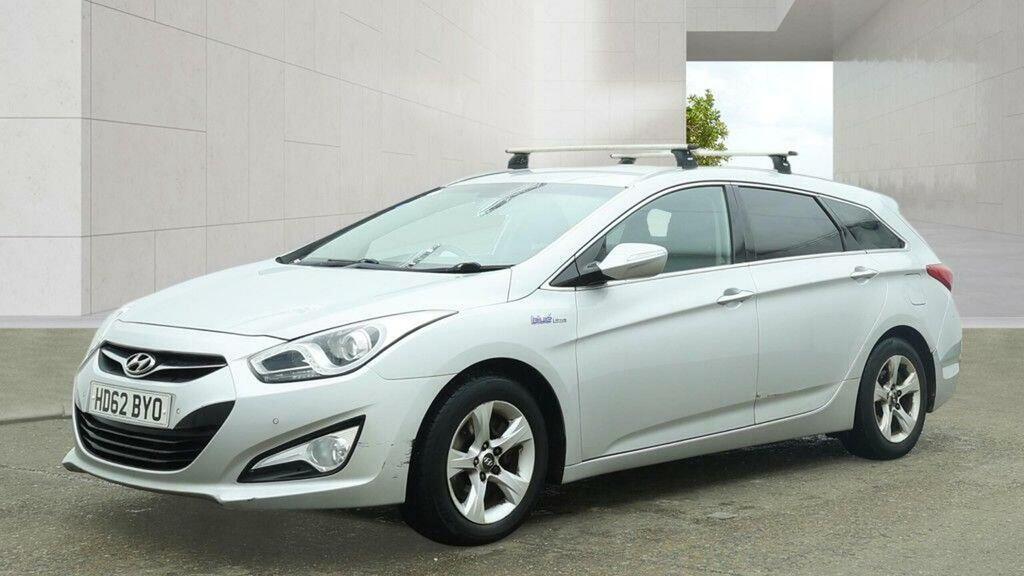 Hyundai I40 Estate 1.7 Crdi Blue Drive Style Euro 5 Ss Silver #3
