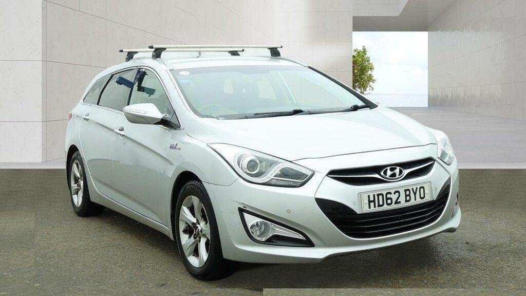 Hyundai I40 Estate 1.7 Crdi Blue Drive Style Euro 5 Ss Silver #2