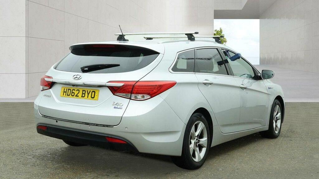 Hyundai I40 Estate 1.7 Crdi Blue Drive Style Euro 5 Ss Silver #5