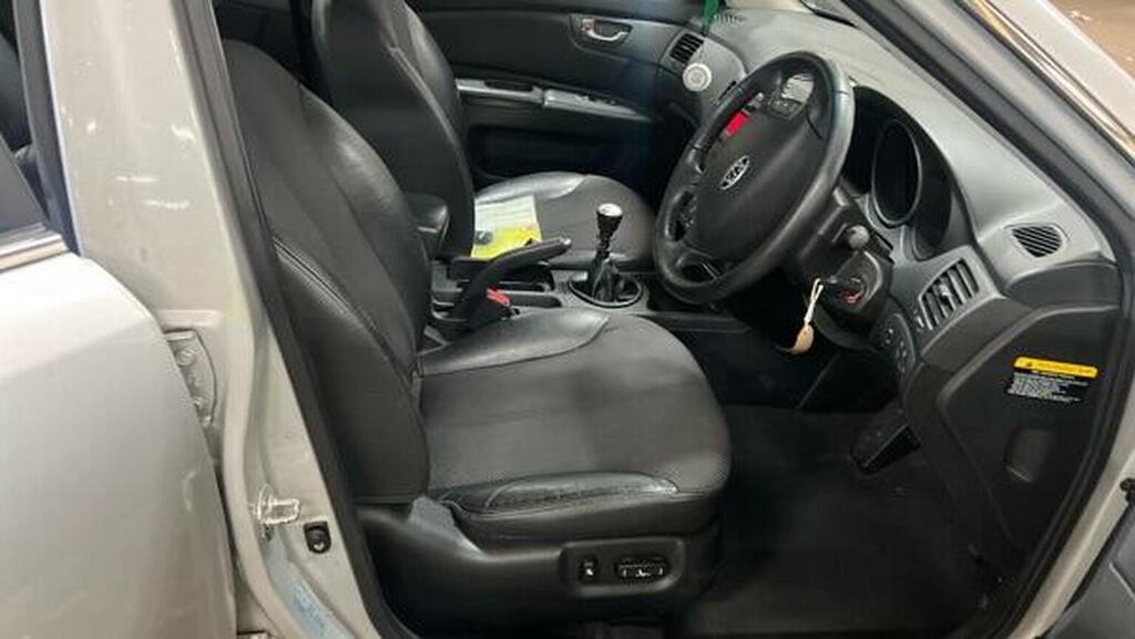 Kia Magentis 2.0 Crdi Tr Silver #11