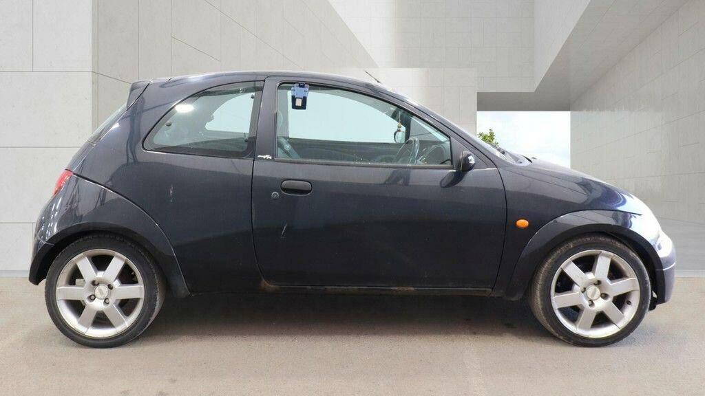 Ford KA Hatchback 1.6 Sport Se 200707 Black #5