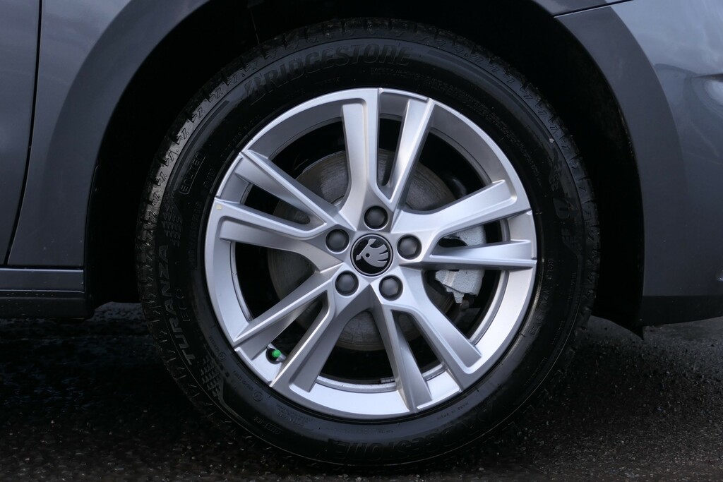 Skoda Fabia 1.5 Tsi 150 Se L Edition Dsg 150 Ps Grey #5