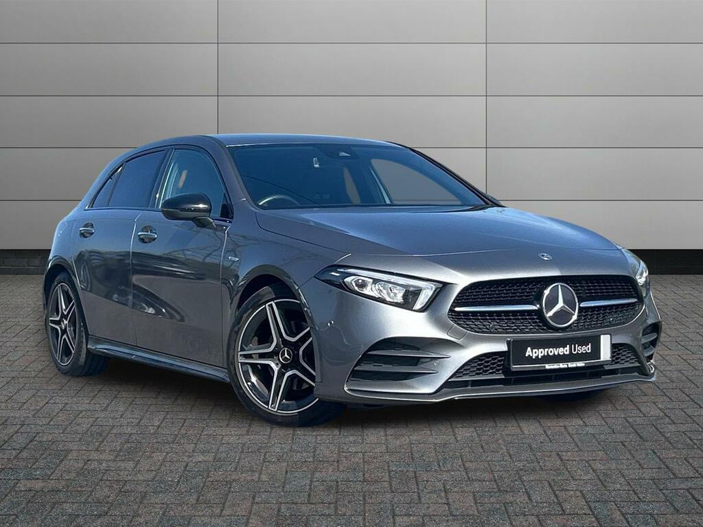 Mercedes-Benz A Class 1.3 A200 Amg Line Edition Premium 7G-dct Euro 6 Grey