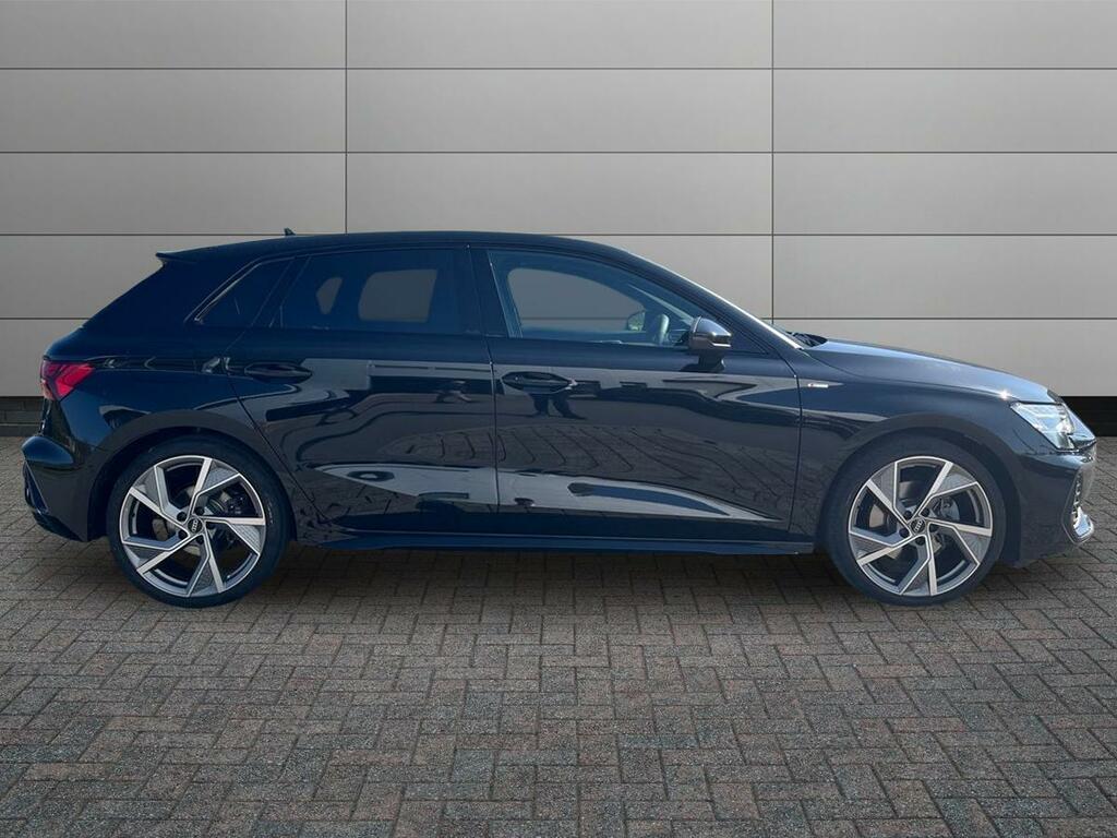 Audi A3 1.5 Tfsi Black Edition Sportback Euro 6 Ss CV75FSK Black #5