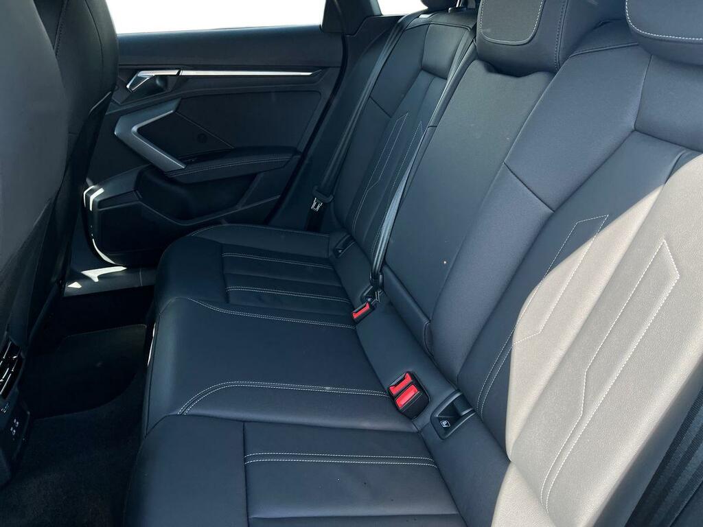 Audi A3 1.5 Tfsi Black Edition Sportback Euro 6 Ss CV75FSK Black #4