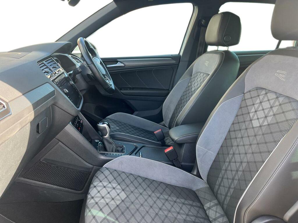 Volkswagen Tiguan 1.5 Tsi R-line Edition Dsg Euro 6 Ss VO23WFL Silver #3