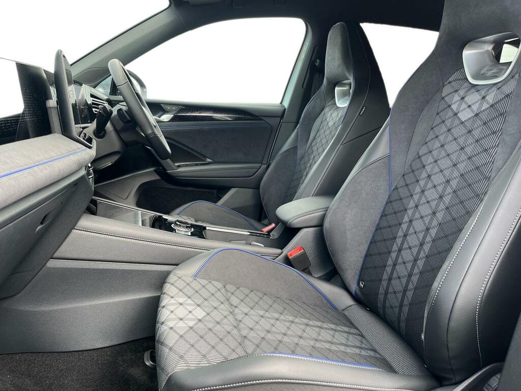 Volkswagen Tiguan 2.0 Tdi R-line Dsg Euro 6 Ss SM75WFP Silver #3