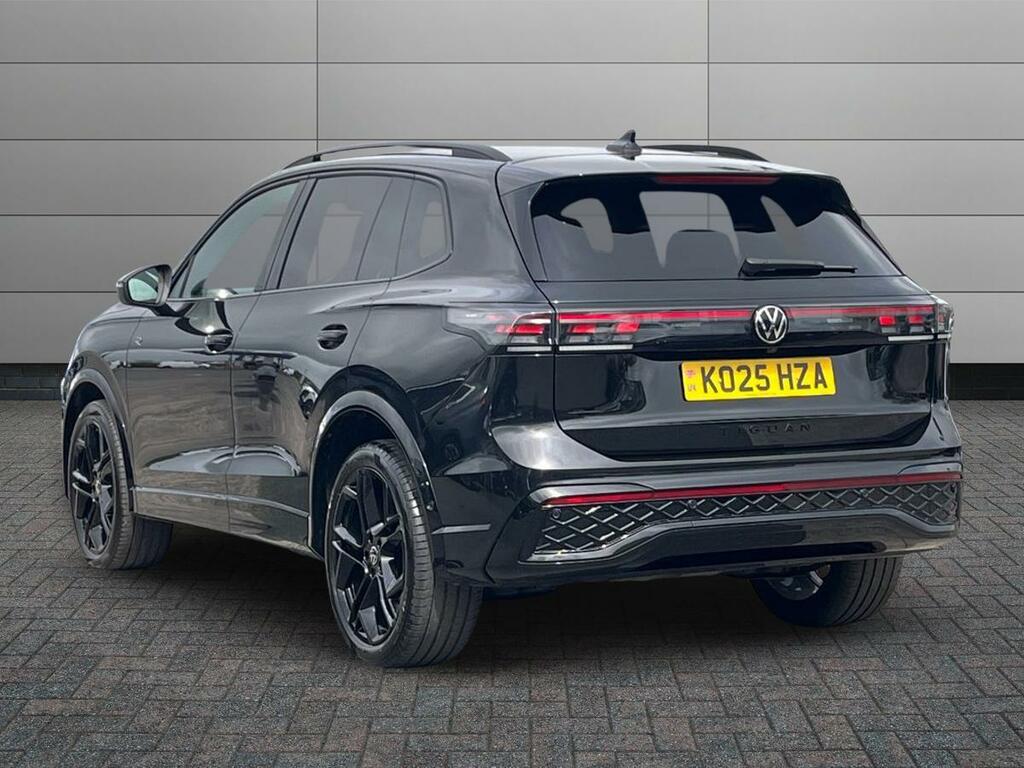 Volkswagen Tiguan 2.0 Tdi R-line Dsg Euro 6 Ss KO25HZA Black #2