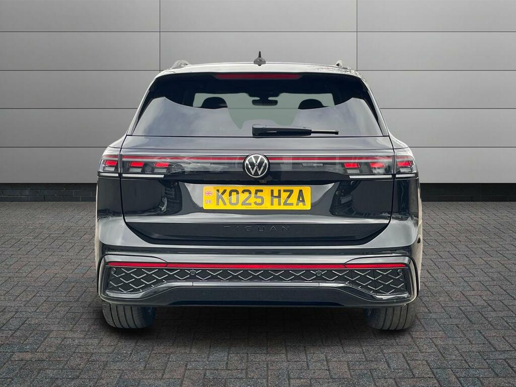 Volkswagen Tiguan 2.0 Tdi R-line Dsg Euro 6 Ss KO25HZA Black #6