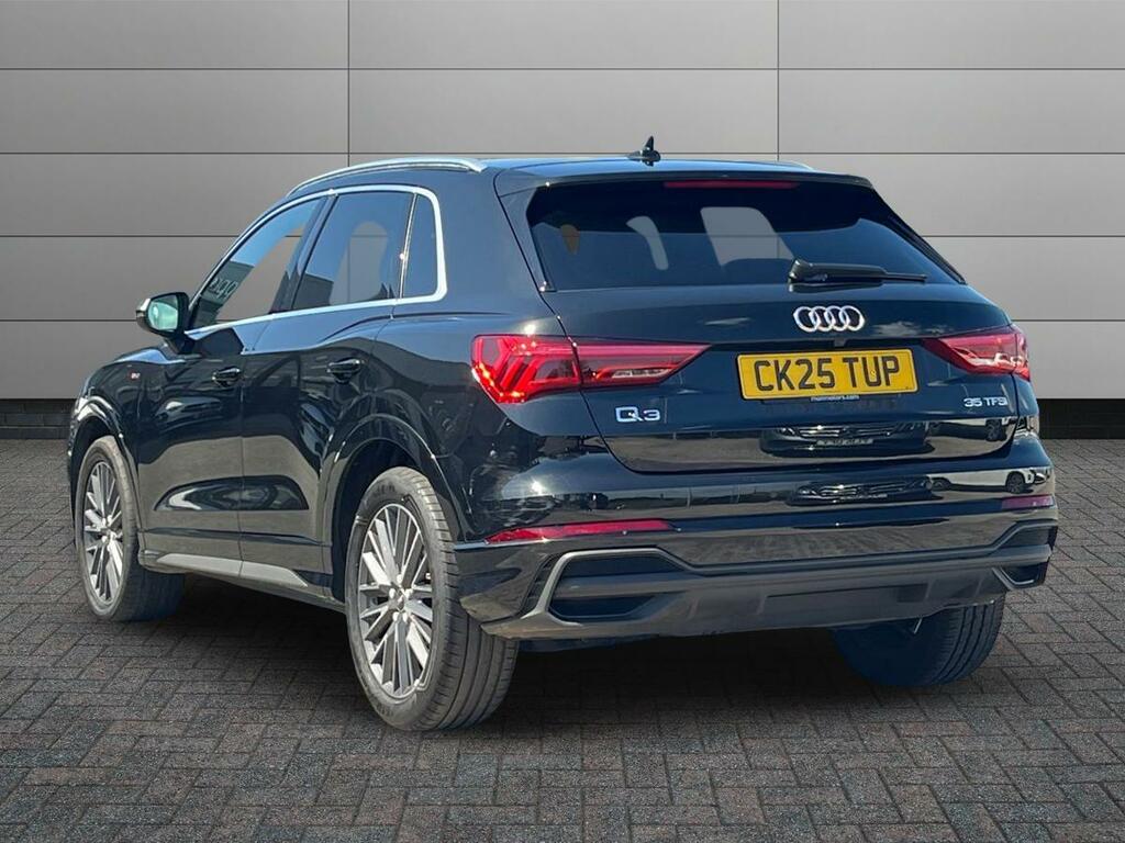 Audi Q3 S Line 35 Tfsi 150 Ps S Tronic CK25TUP Black #2