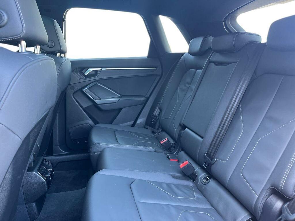 Audi Q3 S Line 35 Tfsi 150 Ps S Tronic CK25TUP Black #4