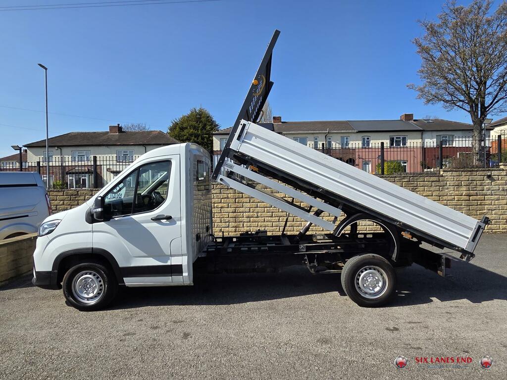 Maxus Deliver 9 2.0 D20 Lux Chassis Cab Rwd L3 E White #4
