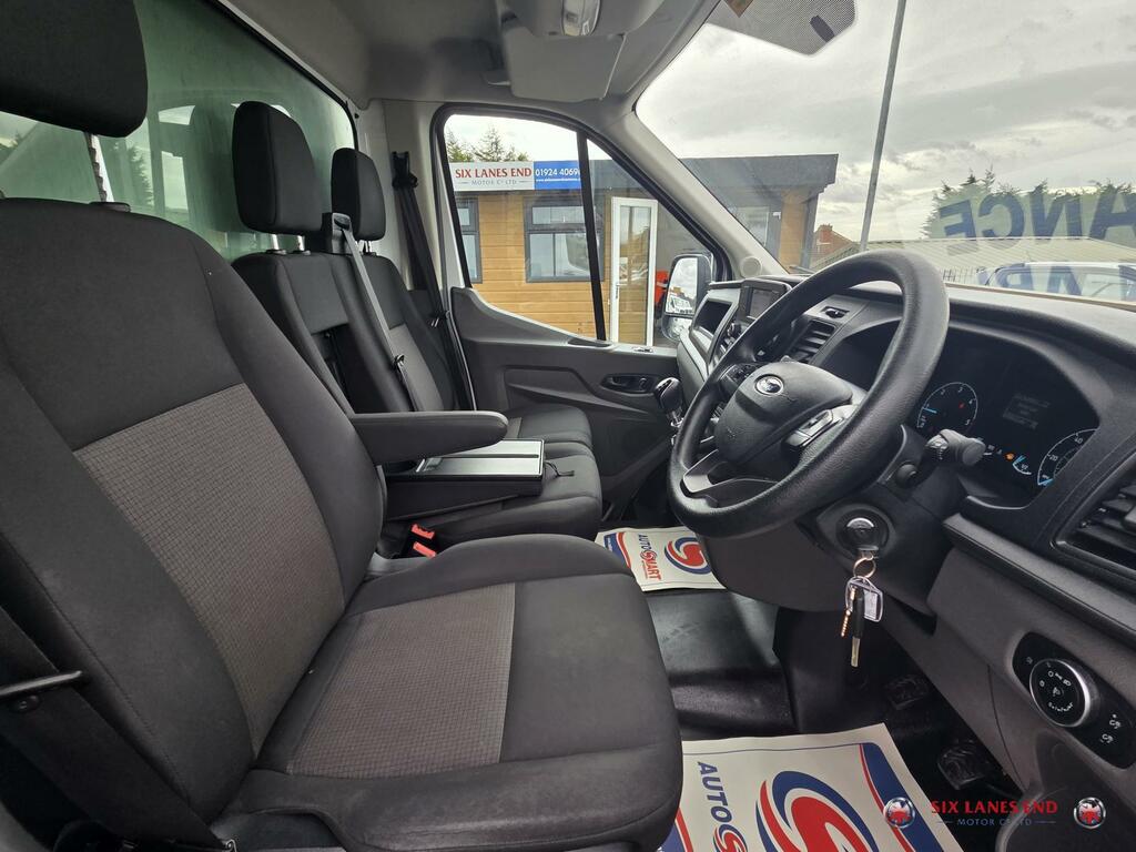 Ford Transit Custom 2.0 350 Ecoblue Leader Luton Fwd LE72FZK White #2