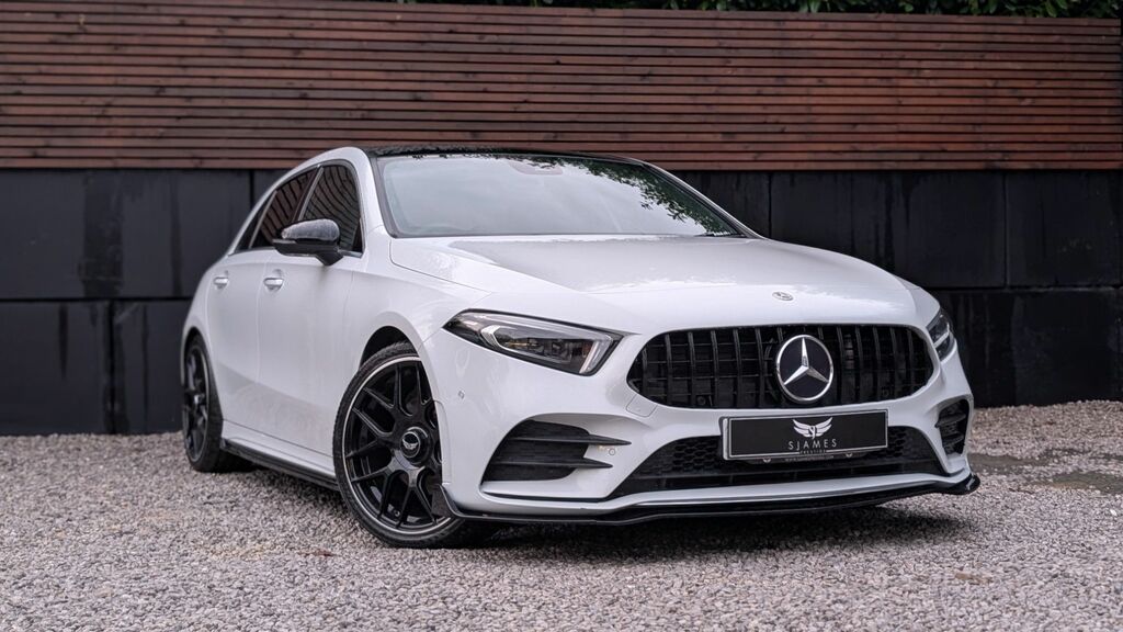 Mercedes-Benz A Class 2022 1.3 A180 Amg Line Edition Executive Hatchba GY22WXJ White #3