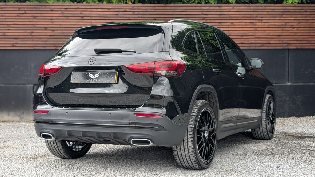 Mercedes-Benz GLA Class 2021 2.0 Gla200d Amg Line Premium Suv KT70KNN Black #6