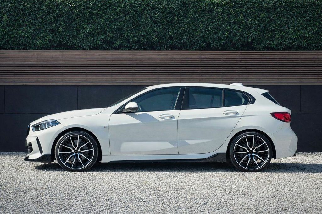 BMW 1 Series 2020 1.5 118I M Sport Hatchback Dct Eur EO20KKH White #3